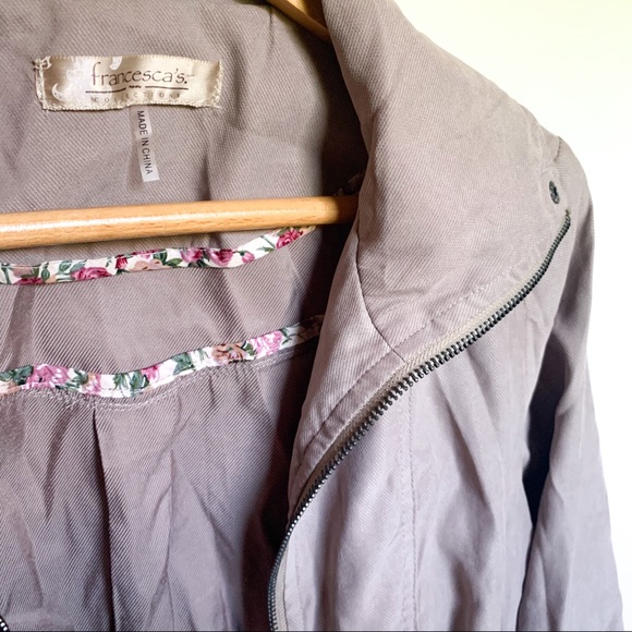 Francesca’s Light Jacket - Picture 2 of 6